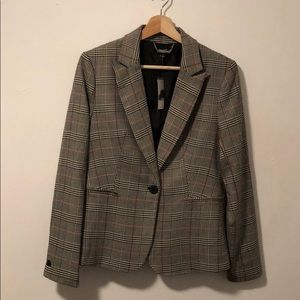 Houndstooth patterned blazer
